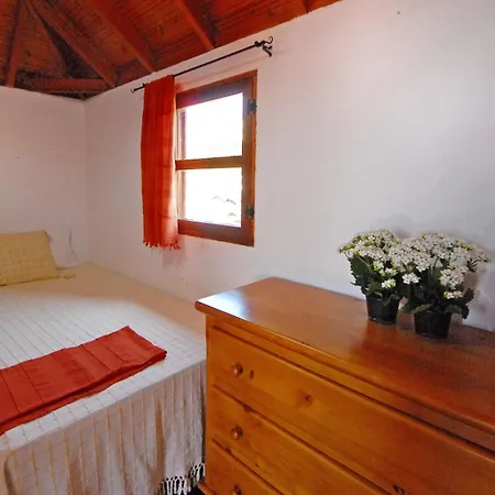 House With 3 Bedrooms In Icod De Vinos With Wonderful Sea View E Apartment *